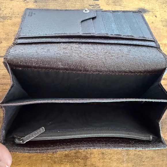 Gucci Khaki Signature Long Wallet - Picture 3 of 7